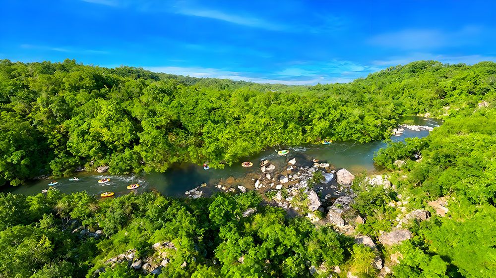 龙底漂流景区和易景通达成合作协议
