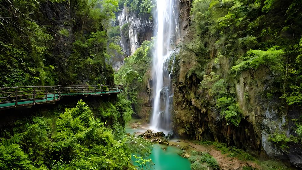 古苗河大峡谷携手易景通票务系统，共筑智慧旅游新篇章